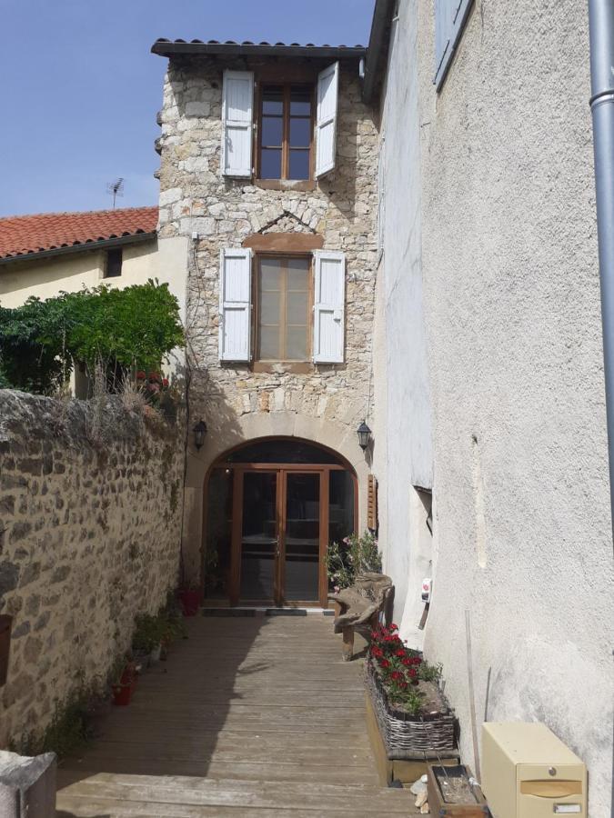 Gite De La Fontaine Paulhe Exterior foto