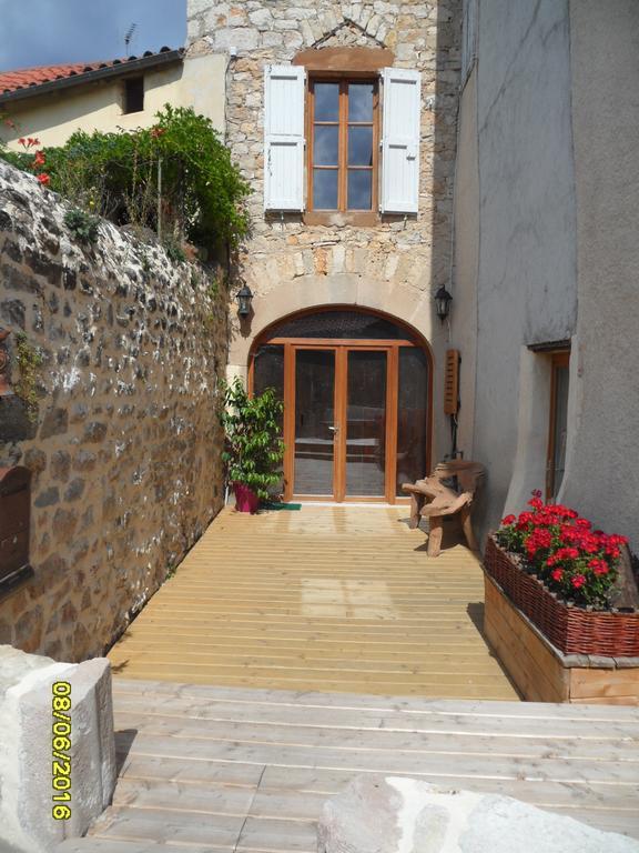 Gite De La Fontaine Paulhe Exterior foto